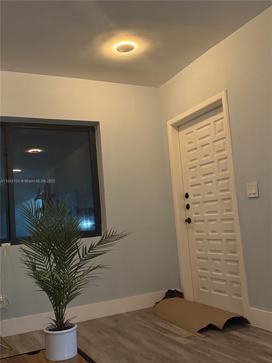 HIALEAH 14TH ADDN - Residential Lease