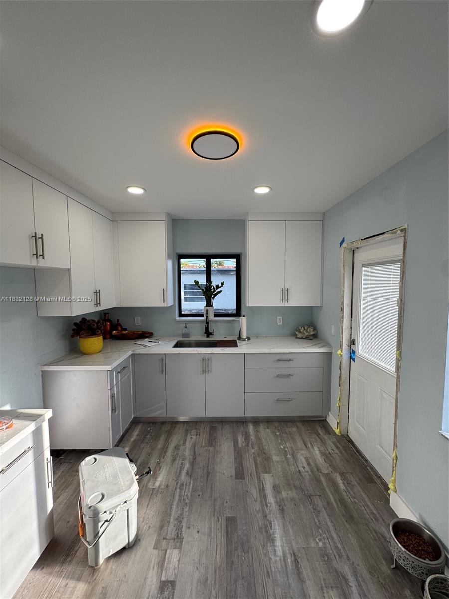 HIALEAH 14TH ADDN - Residential Lease