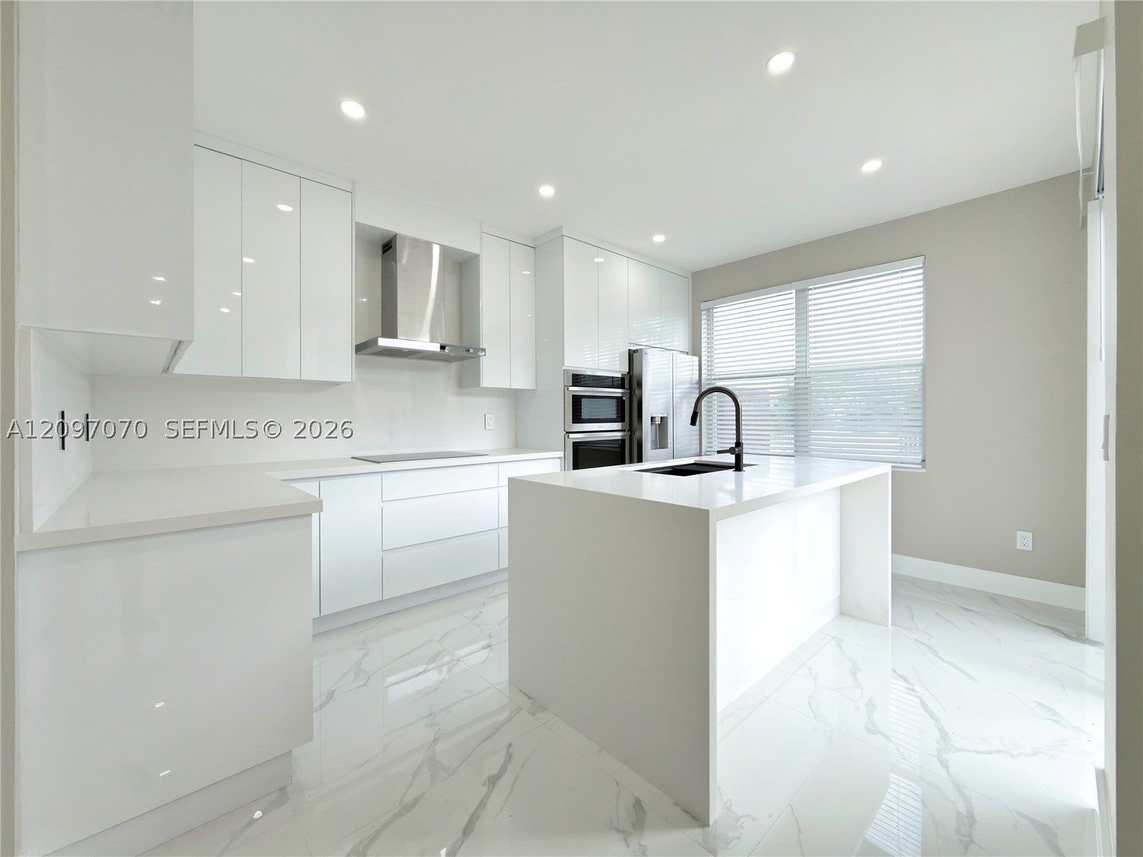 199 NW 152nd Ave