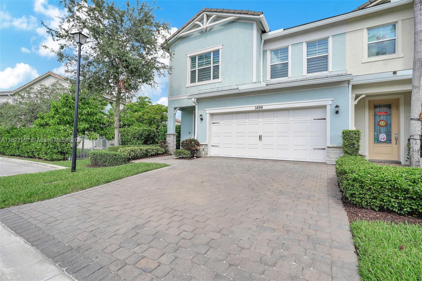 Beautifully positioned on the largest premium waterfront lot, this Brookstream model townhome offers 3 bedrooms, 2.5 baths, and a spacious loft. The upgraded kitchen features extended cabinetry, stainless steel appliances, a cooking island with seating for five, and a custom walk-in pantry. The primary suite includes a custom walk-in closet and a bath with dual sinks and a glass-enclosed shower. Additional highlights include laundry room and a ground floor powder room. Located in Parkview at Hillcrest, a gated community with resort-style amenities, minutes from Hollywood Beach, Aventura Mall, and I-95.