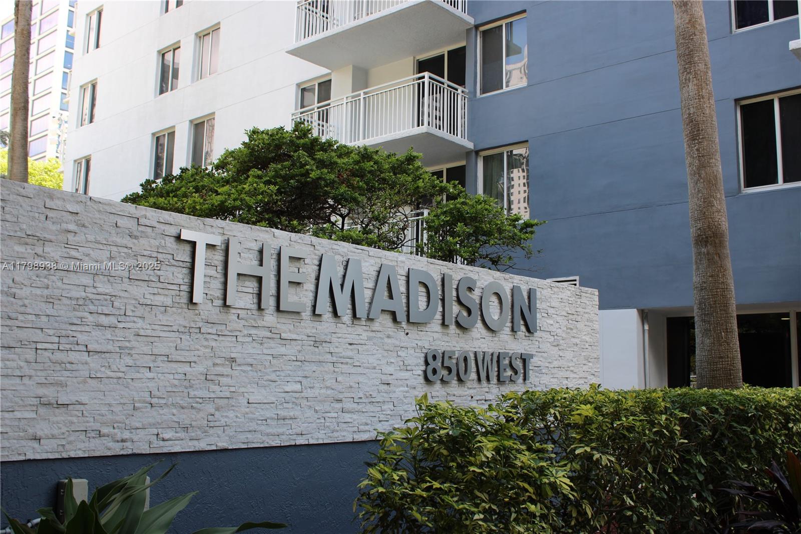 850 N Miami Ave W-1801, Miami, Broward County, Florida - 1 Bedrooms  
1 Bathrooms - 