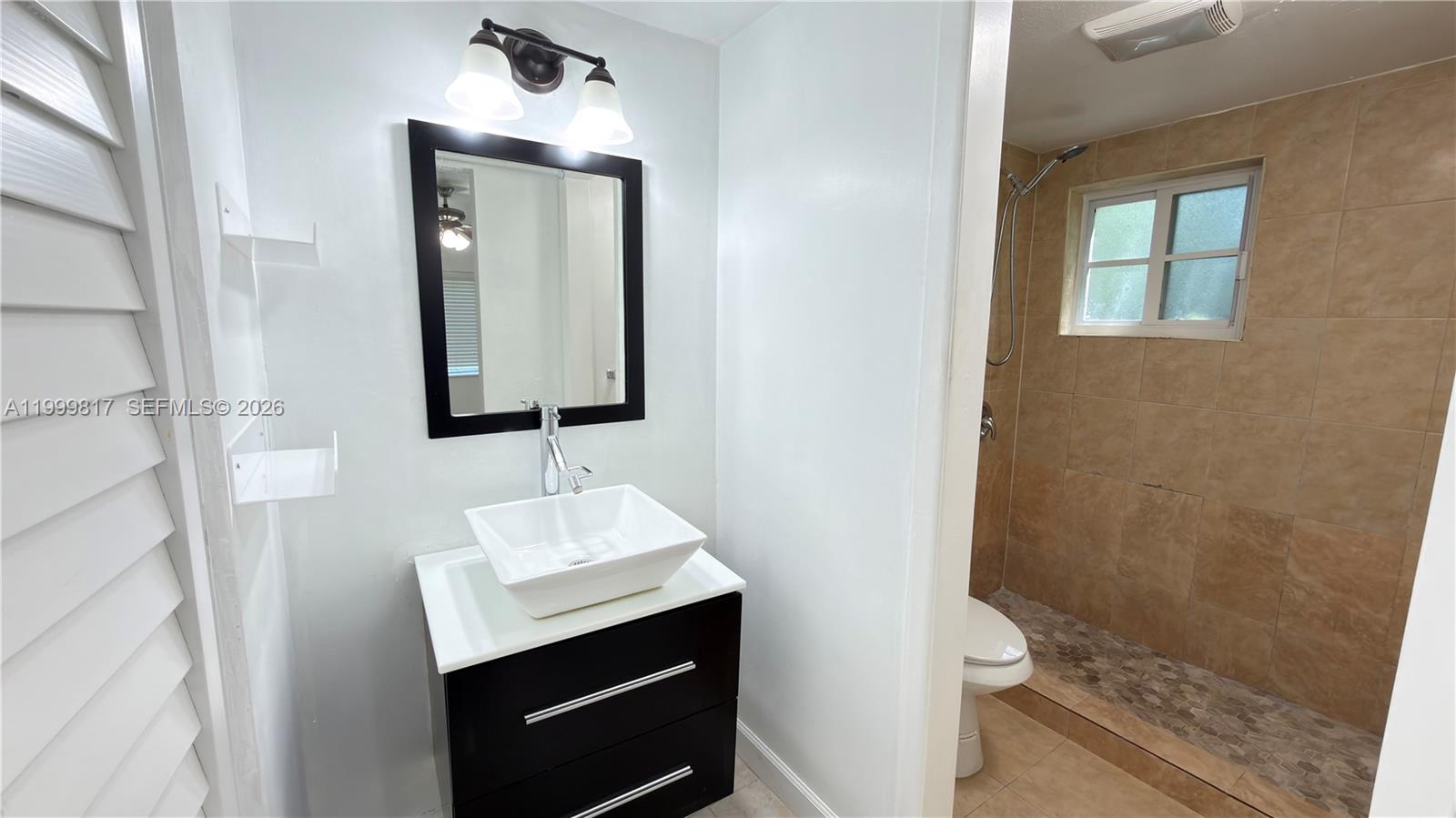 GOLF MANOR BLDG B CONDO - Residential Lease