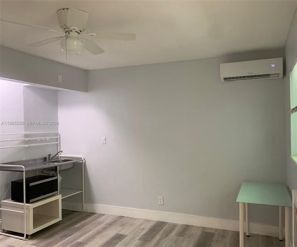 Photo of 1016 NE 17th Ave #0, Fort Lauderdale, FL 33304 (MLS # A11995550)