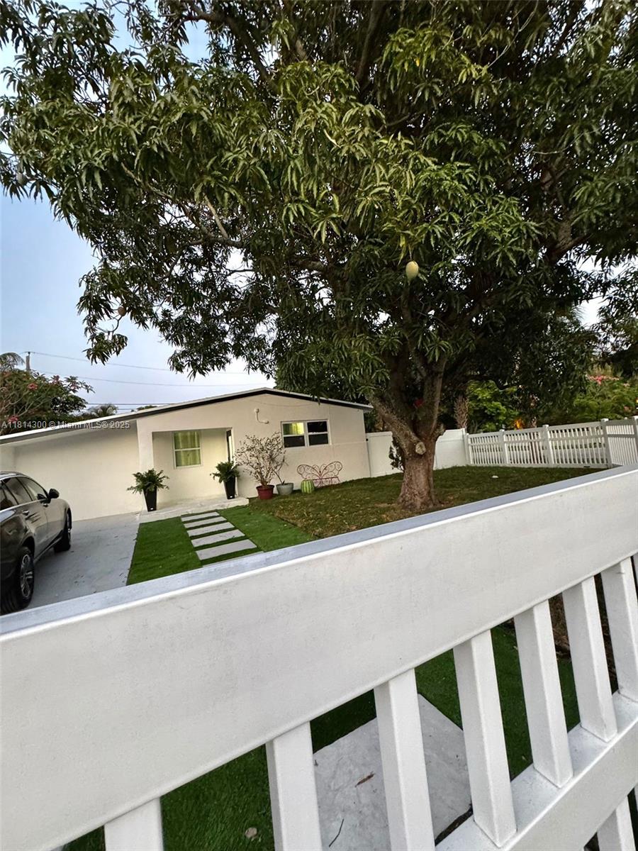 1800 Nw 7th Ave, Fort Lauderdale, Broward County, Florida - 3 Bedrooms  
3 Bathrooms - 