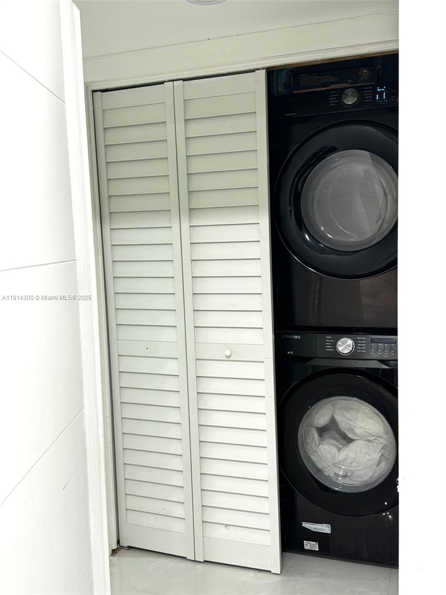 JAMESSON SUB AMEN PLAT - Residential Lease