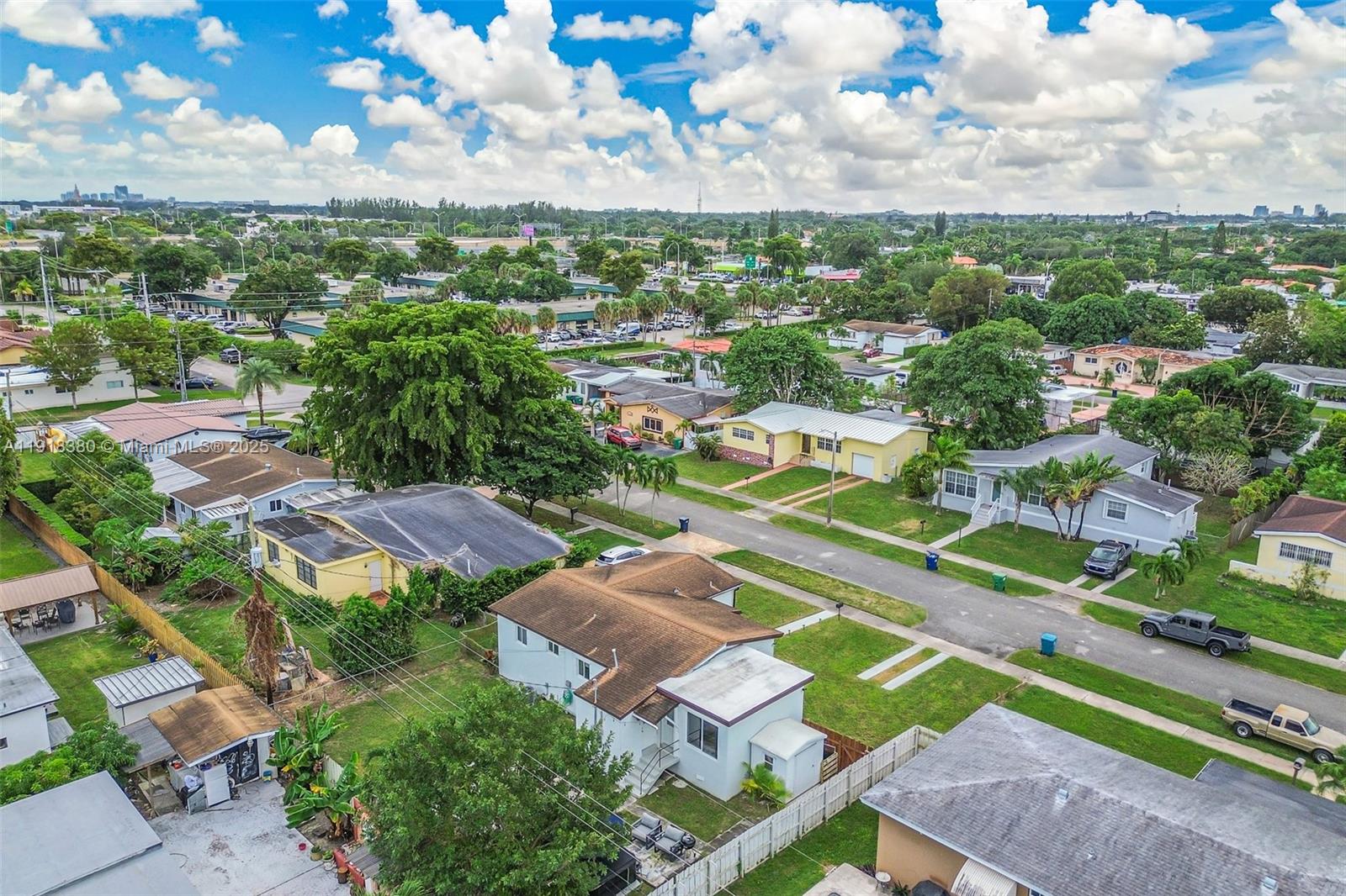 MIRACLE MANOR 3RD ADDN - Residential