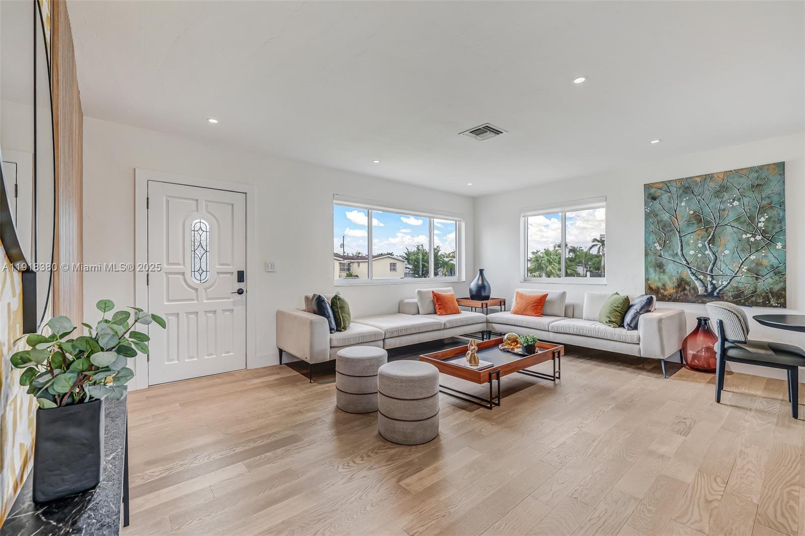 MIRACLE MANOR 3RD ADDN - Residential