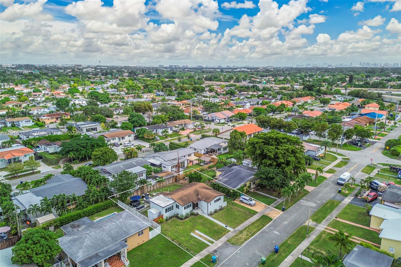 MIRACLE MANOR 3RD ADDN - Residential