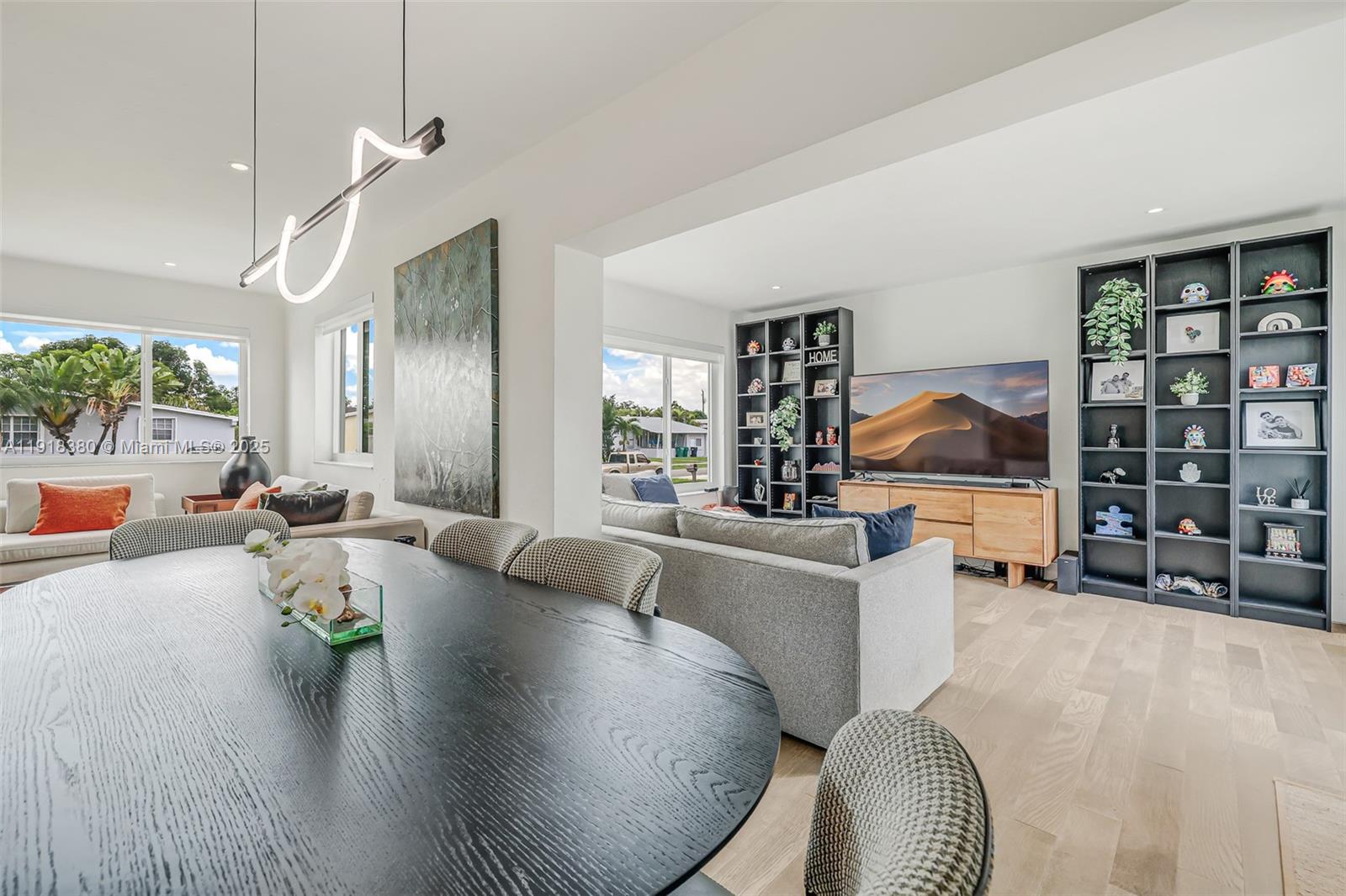 MIRACLE MANOR 3RD ADDN - Residential