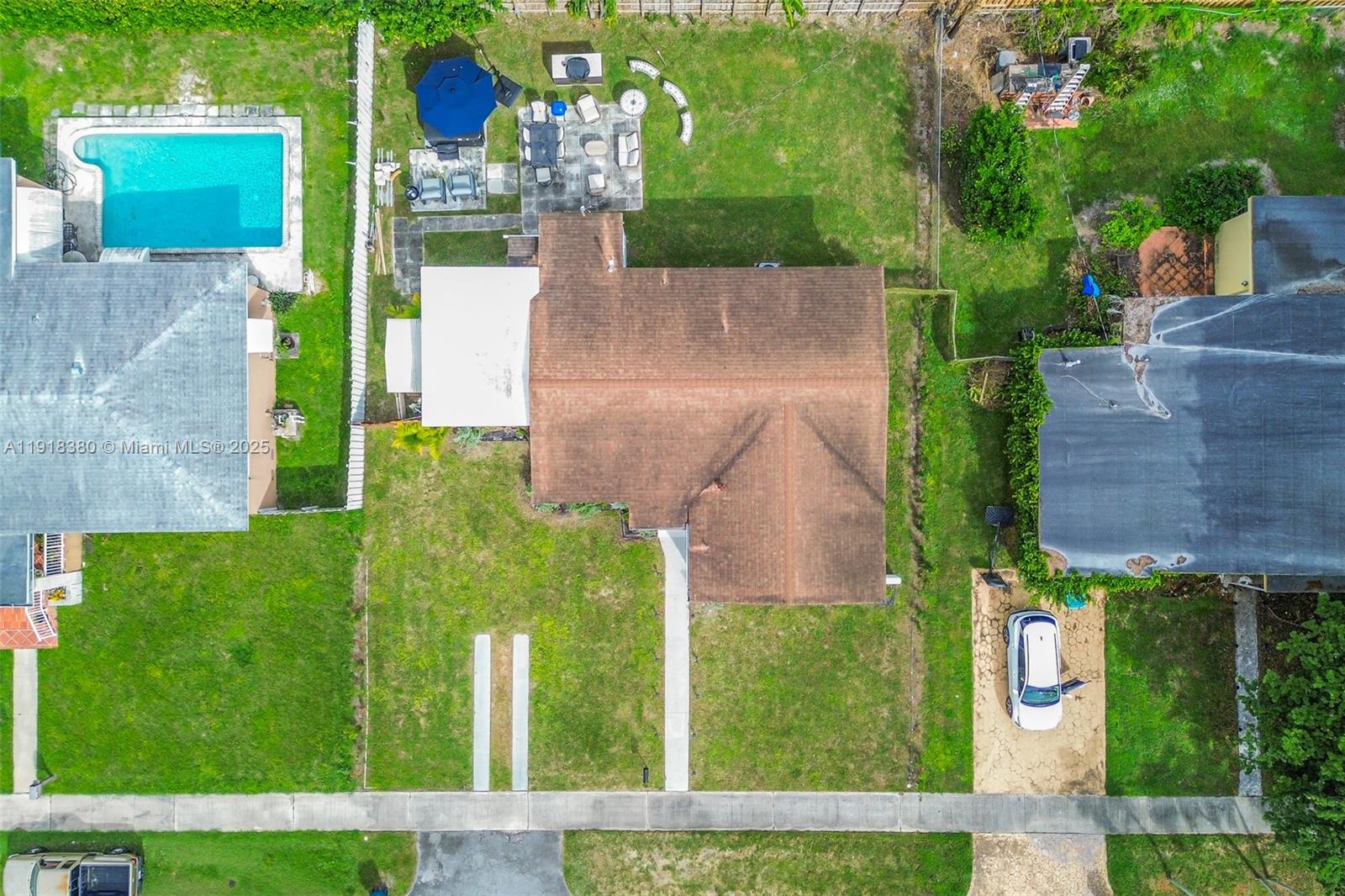 MIRACLE MANOR 3RD ADDN - Residential