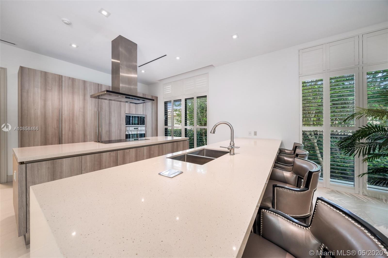 BAY HARBOR ISLAND - Residential