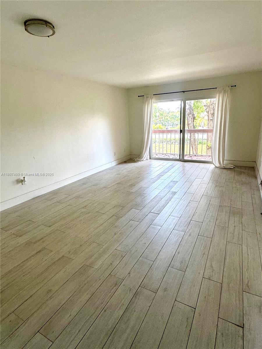 7860 Camino Real Real L-306, Miami, Broward County, Florida - 1 Bedrooms  
1 Bathrooms - 