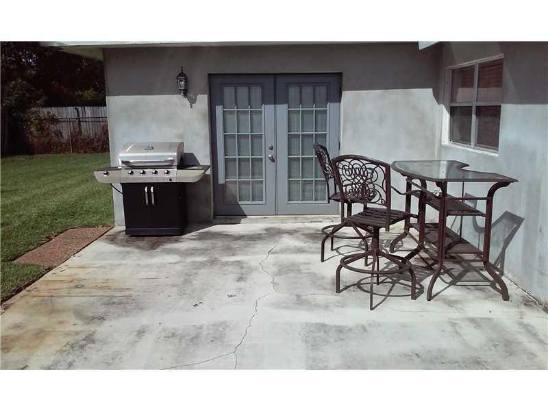 SUNRISE GOLF VILLAGE FIRS - Residential