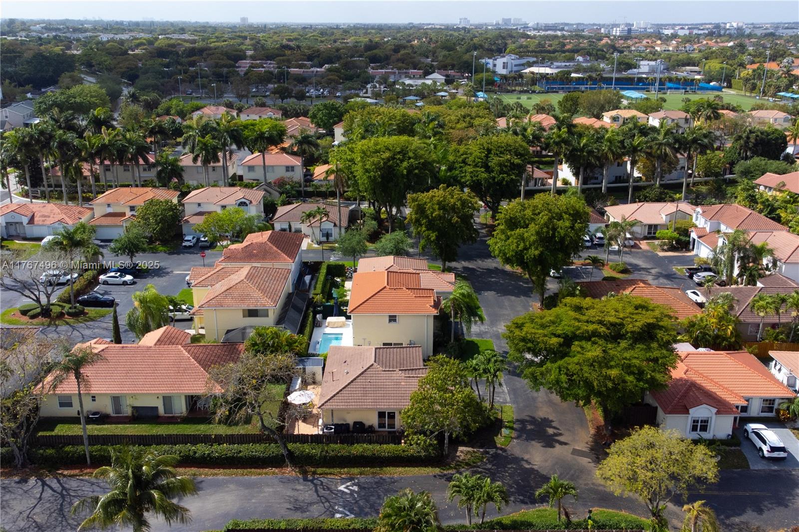 DORAL PALMS - Residential