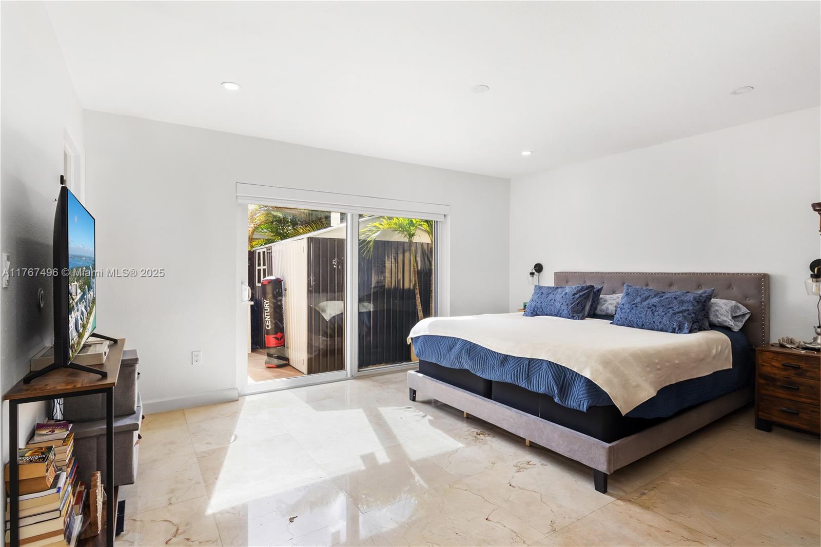 DORAL PALMS - Residential