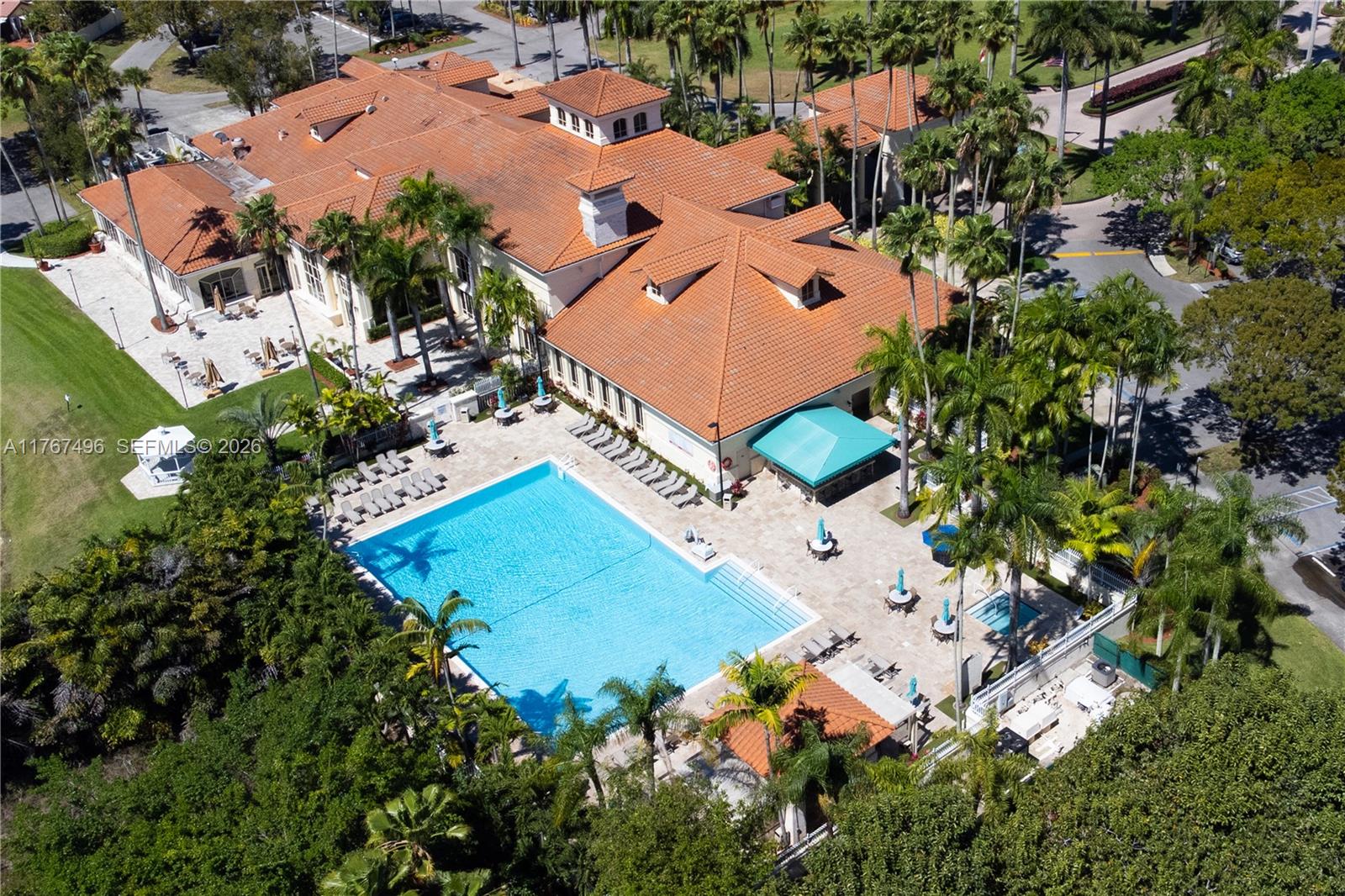 DORAL PALMS - Residential