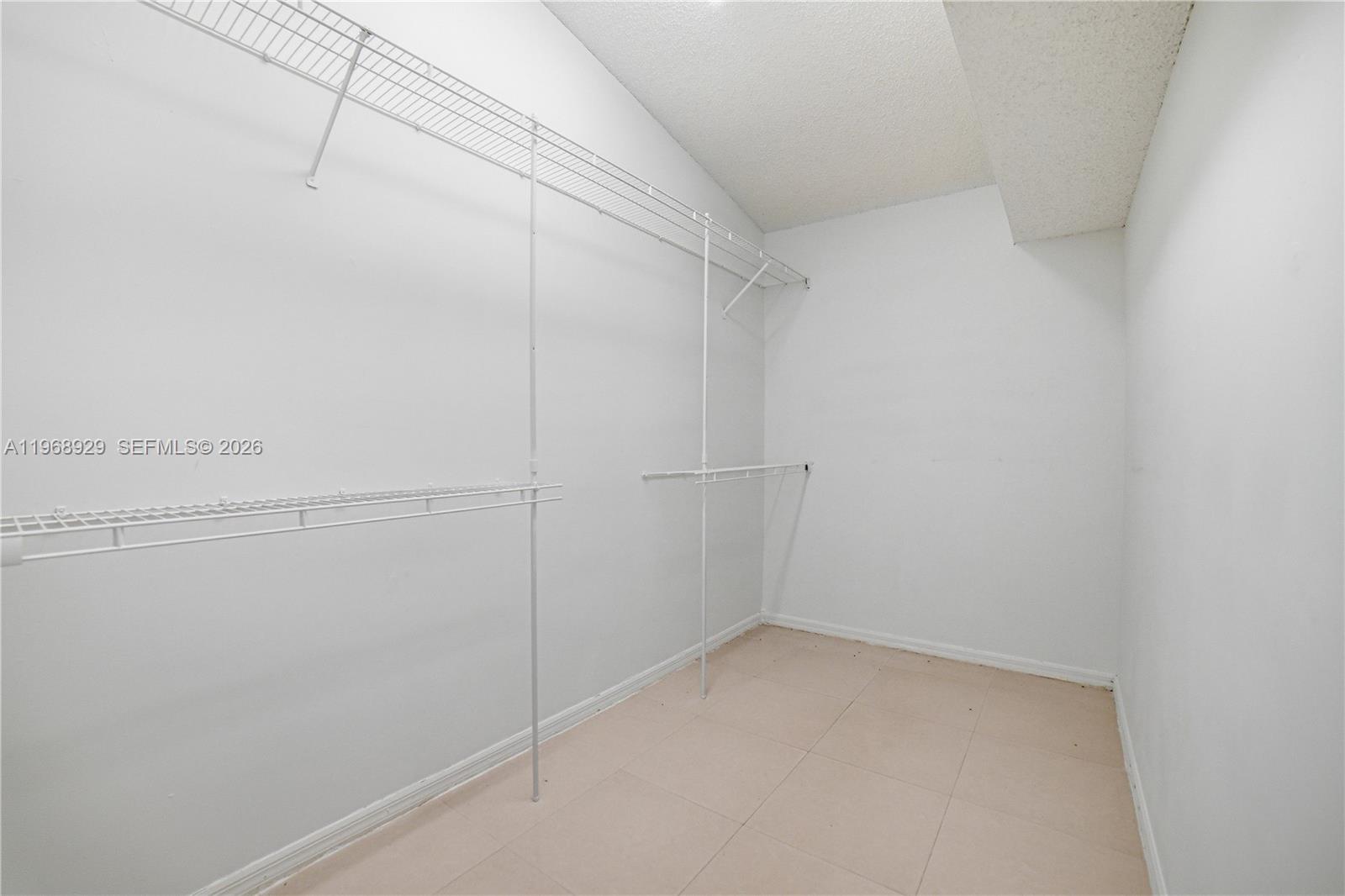 CHAPEL TRAIL REPLAT - Residential