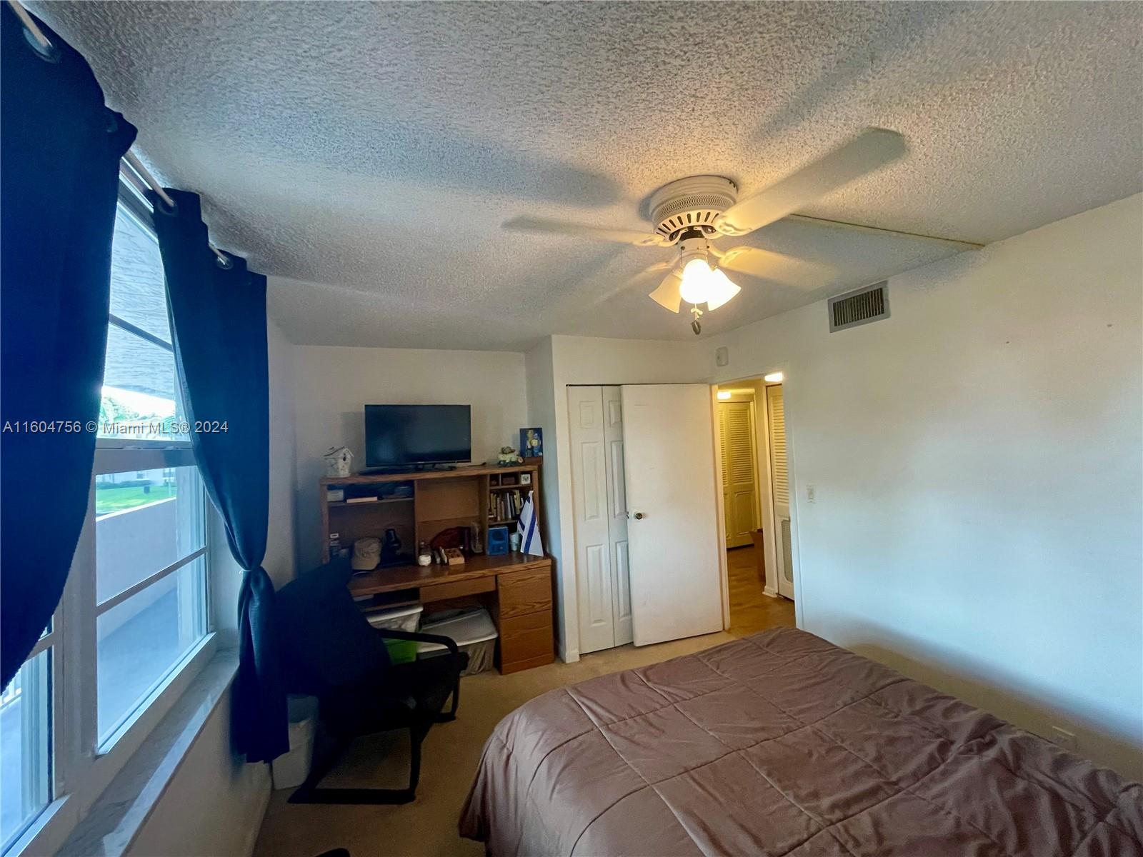 CORONADO AT JACARANDA PHA - Residential