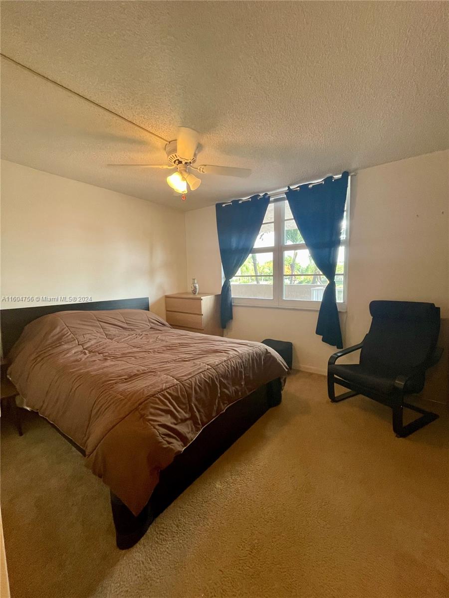 CORONADO AT JACARANDA PHA - Residential
