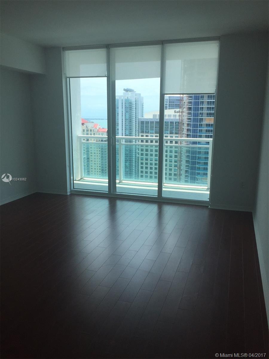 THE PLAZA - Residential Lease