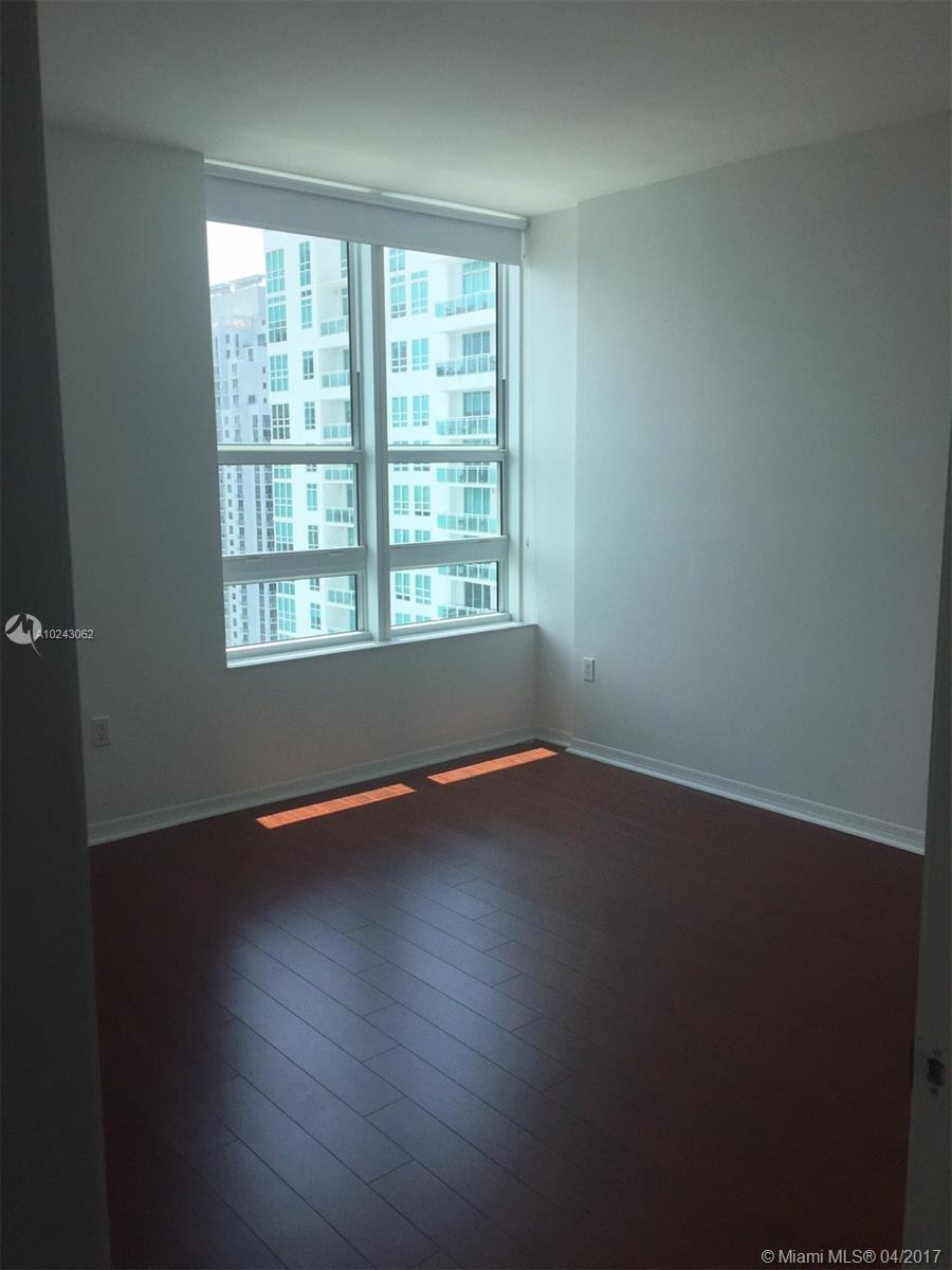 THE PLAZA - Residential Lease