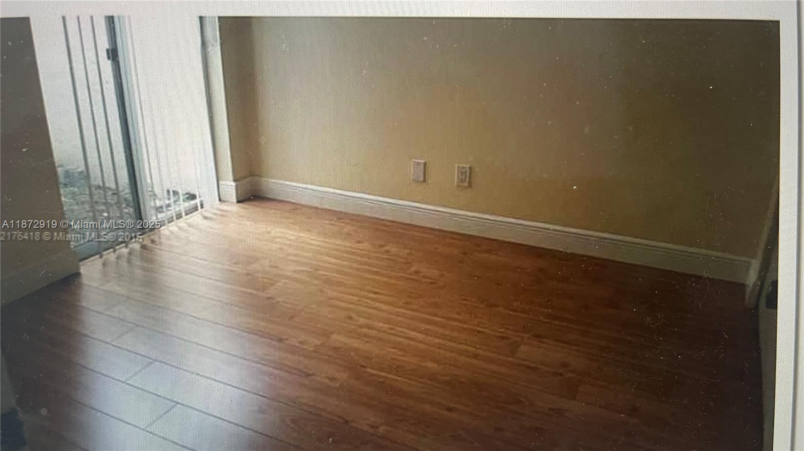 CROSSBOW - Residential Lease