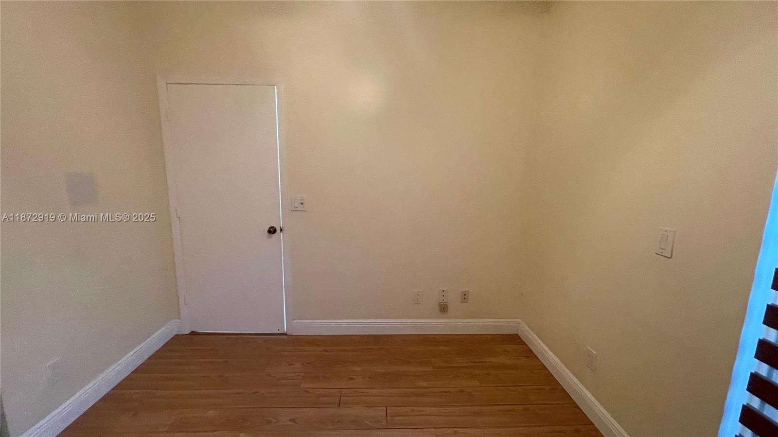 CROSSBOW - Residential Lease