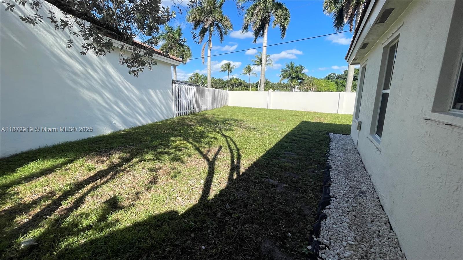 CROSSBOW - Residential Lease