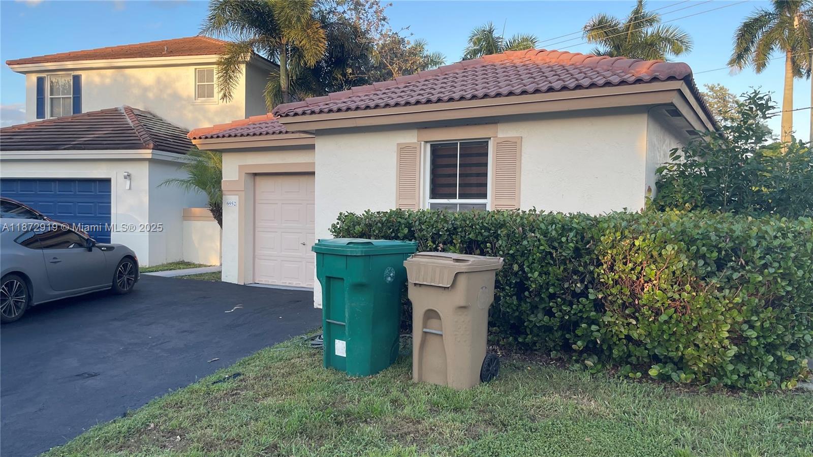 CROSSBOW - Residential Lease