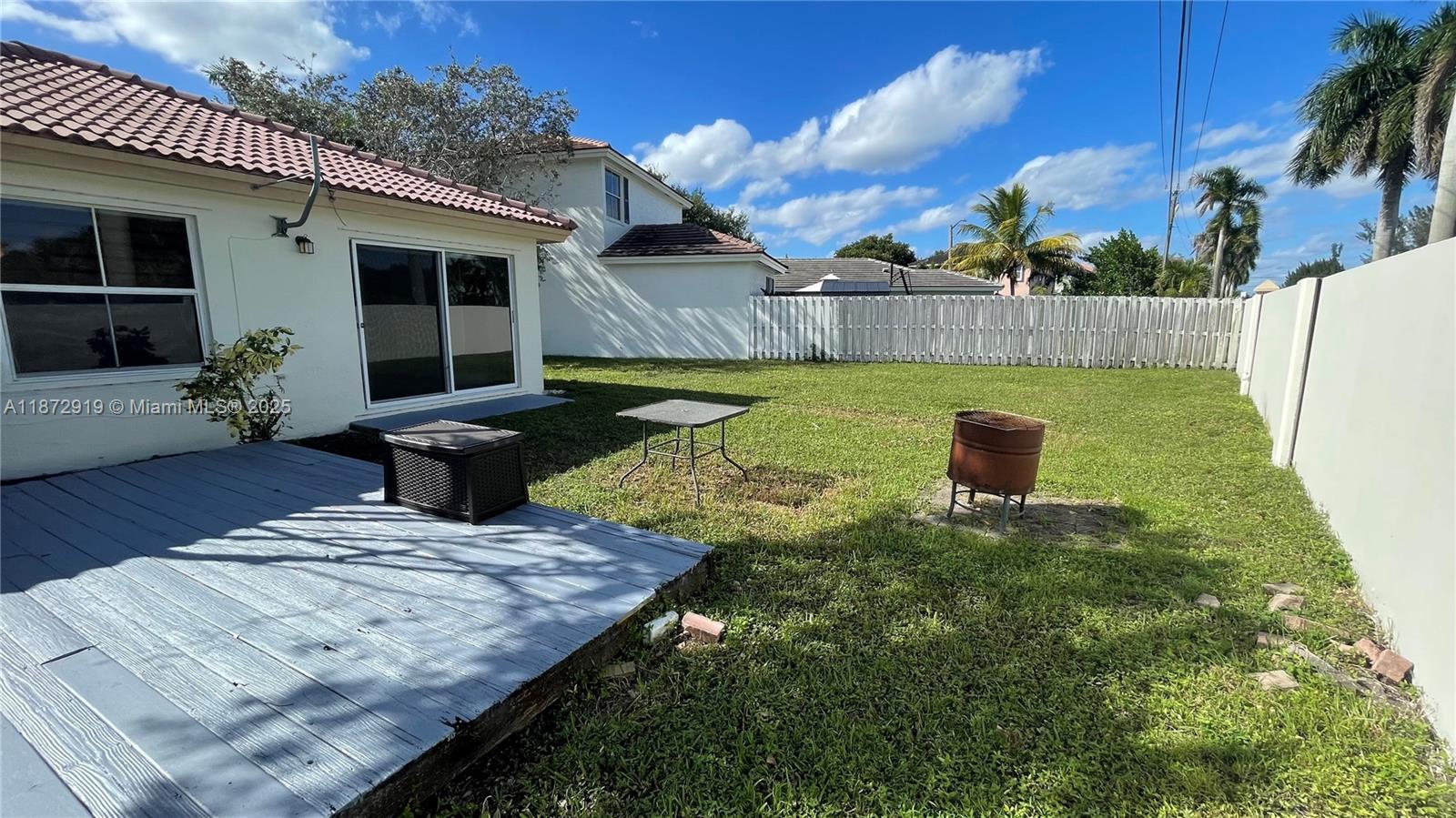 CROSSBOW - Residential Lease