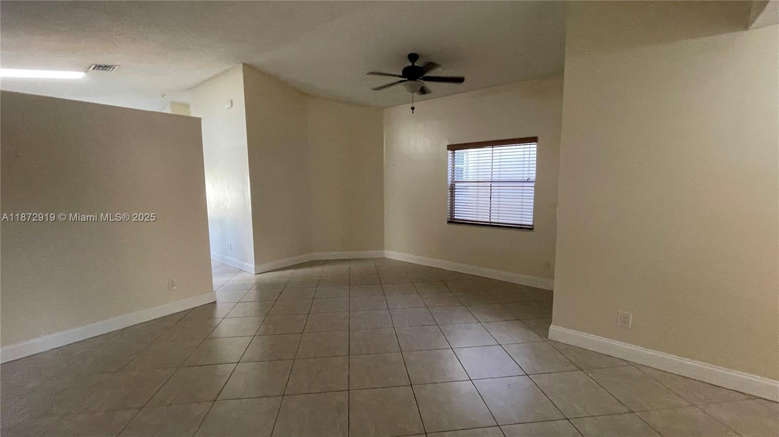 CROSSBOW - Residential Lease