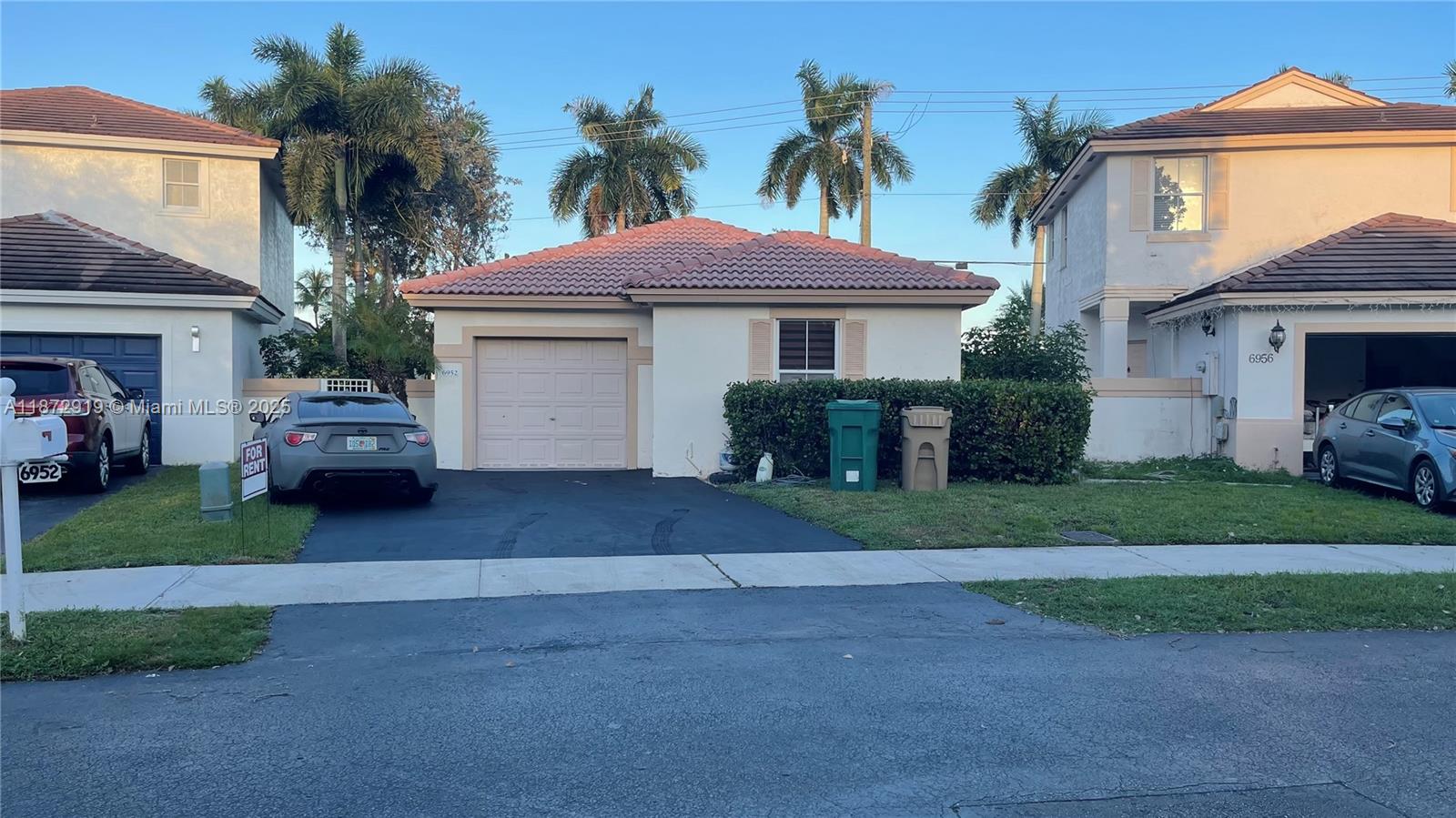 CROSSBOW - Residential Lease