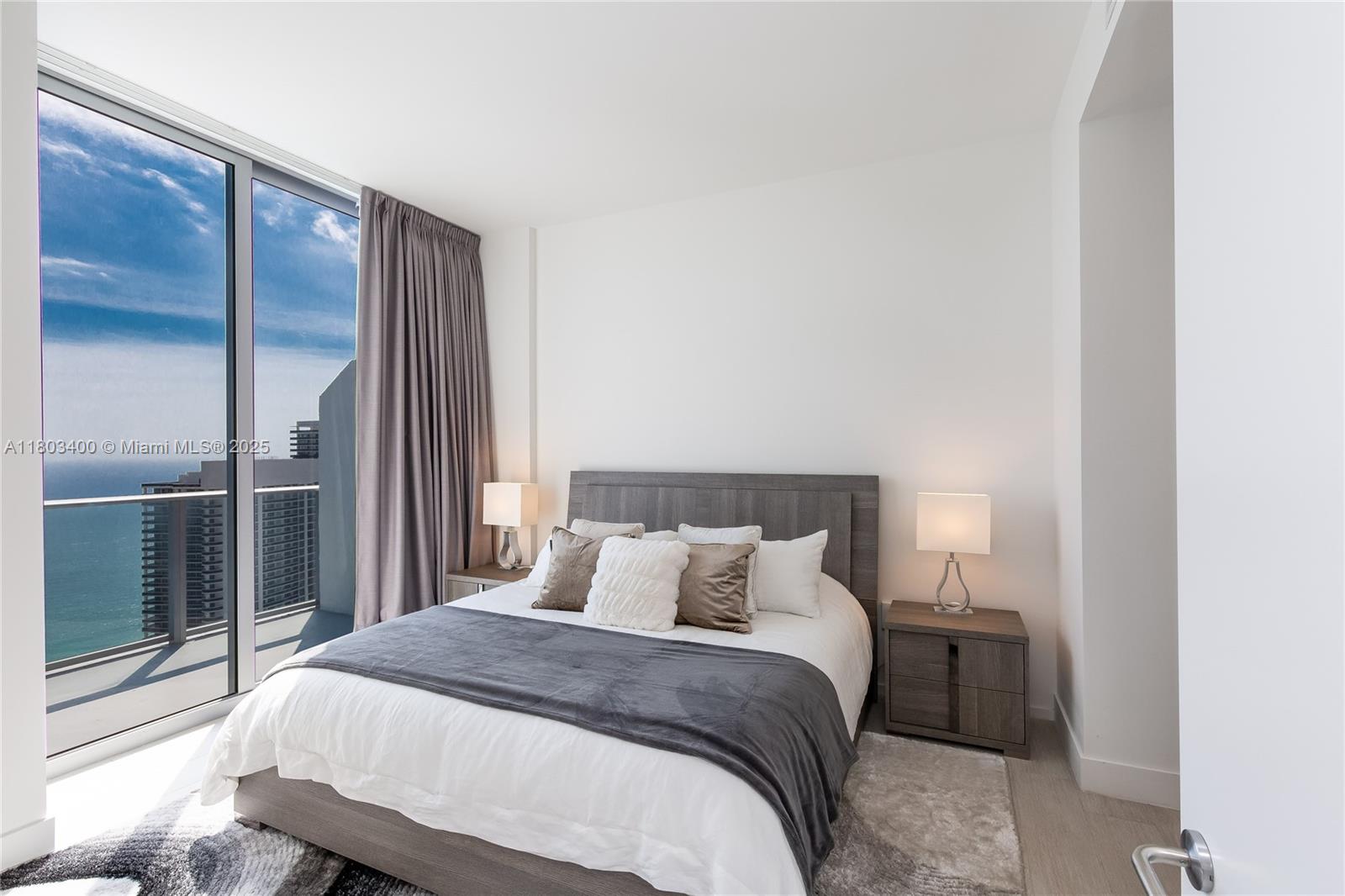 4010 SOUTH OCEAN CONDO - Residential Lease