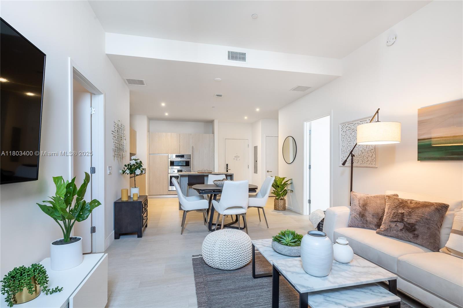 4010 SOUTH OCEAN CONDO - Residential Lease