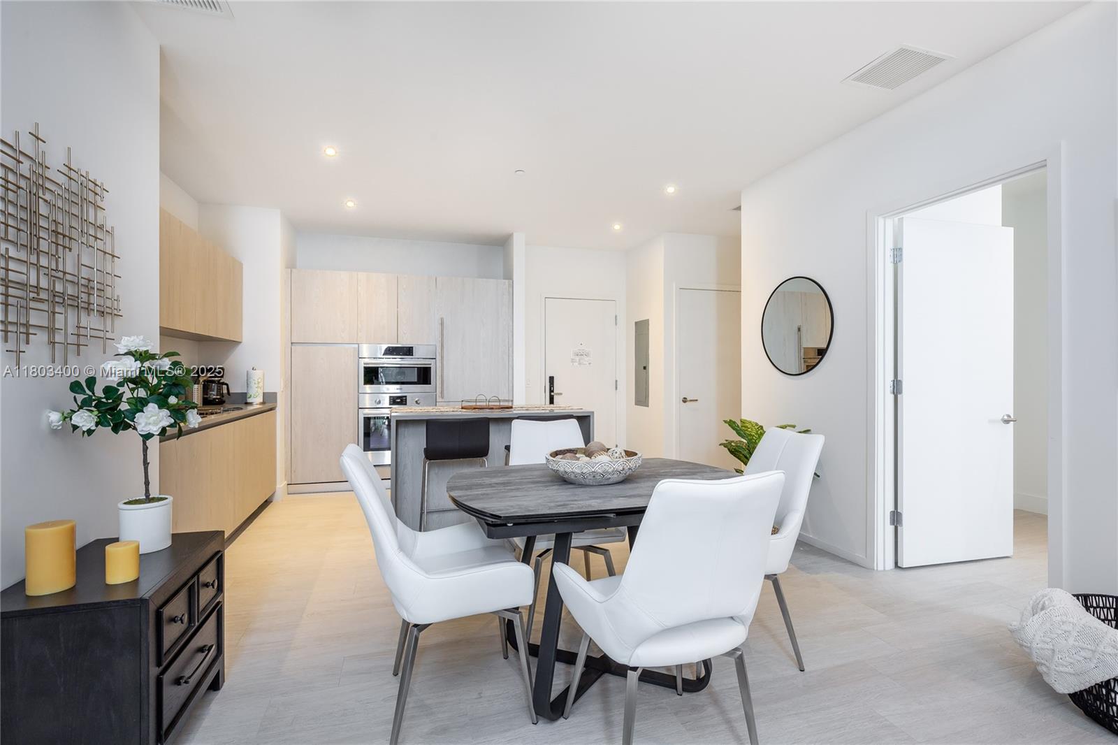 4010 SOUTH OCEAN CONDO - Residential Lease