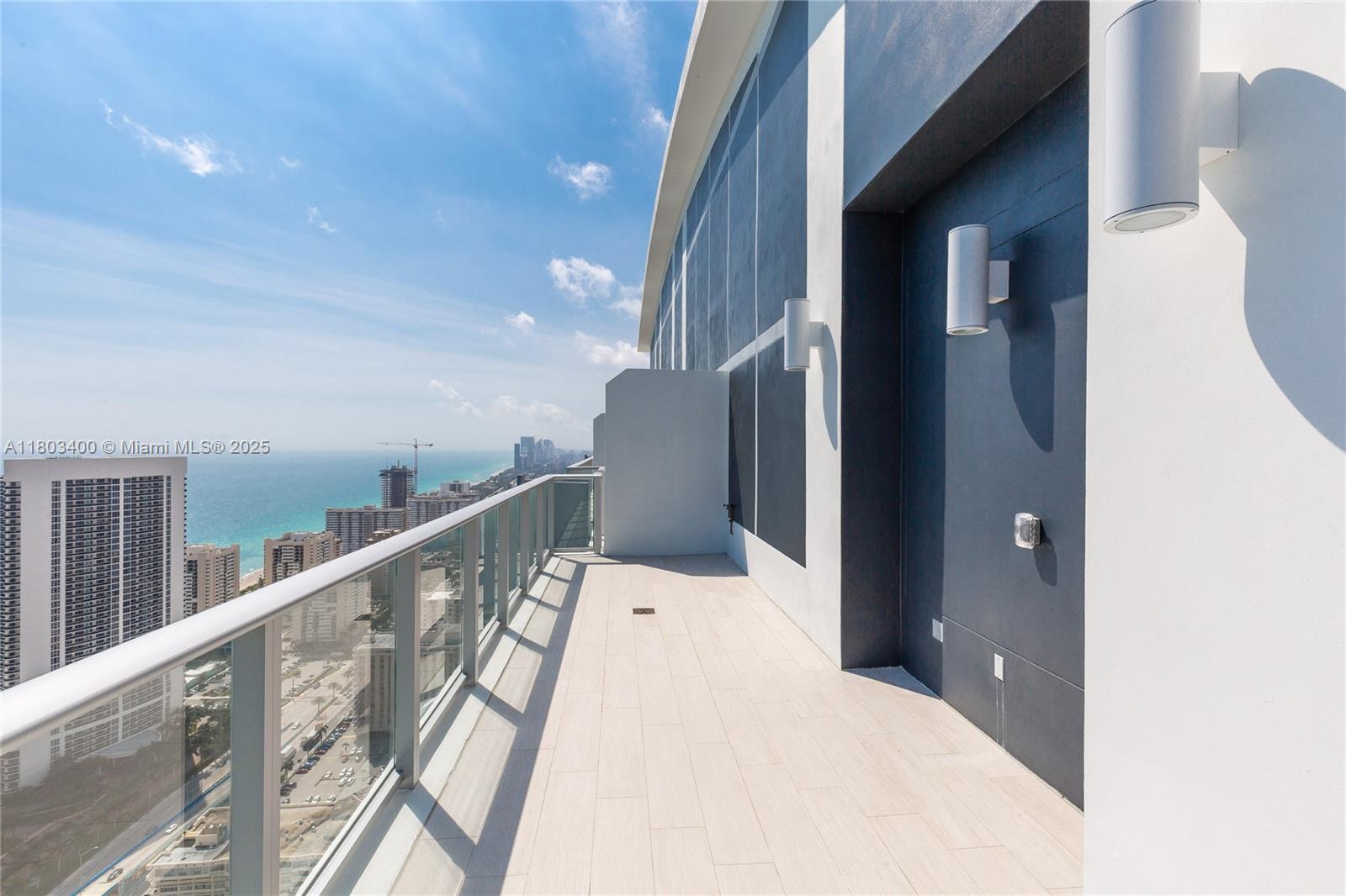 4010 SOUTH OCEAN CONDO - Residential Lease