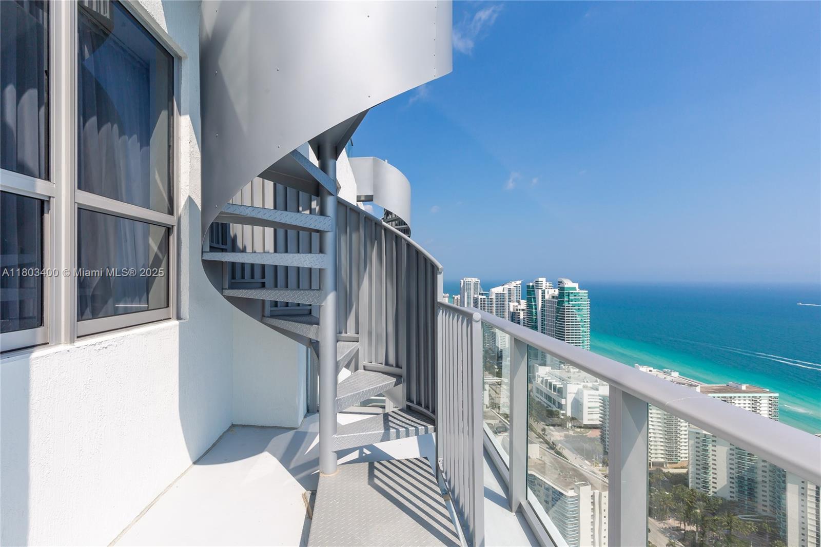 4010 SOUTH OCEAN CONDO - Residential Lease