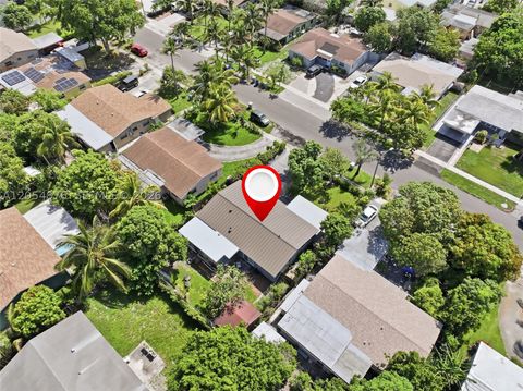 Tiny photo for 2211 NE 1st Ave, Pompano Beach, FL 33060 (MLS # A12054876)