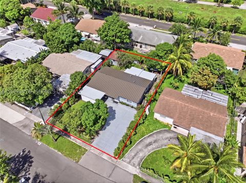 Tiny photo for 2211 NE 1st Ave, Pompano Beach, FL 33060 (MLS # A12054876)