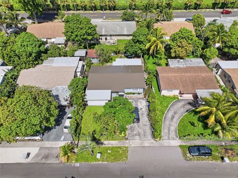 Tiny photo for 2211 NE 1st Ave, Pompano Beach, FL 33060 (MLS # A12054876)