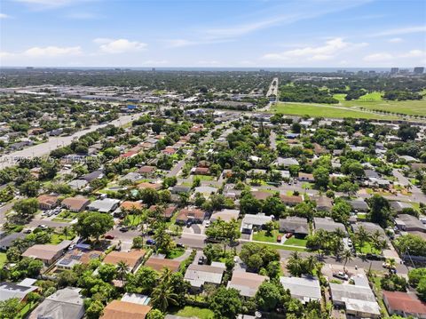 Tiny photo for 2211 NE 1st Ave, Pompano Beach, FL 33060 (MLS # A12054876)