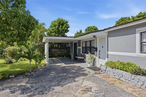 Tiny photo for 2211 NE 1st Ave, Pompano Beach, FL 33060 (MLS # A12054876)