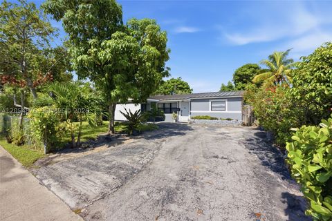 2211 NE 1st Ave Pompano Beach FL 33060
