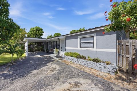 Tiny photo for 2211 NE 1st Ave, Pompano Beach, FL 33060 (MLS # A12054876)