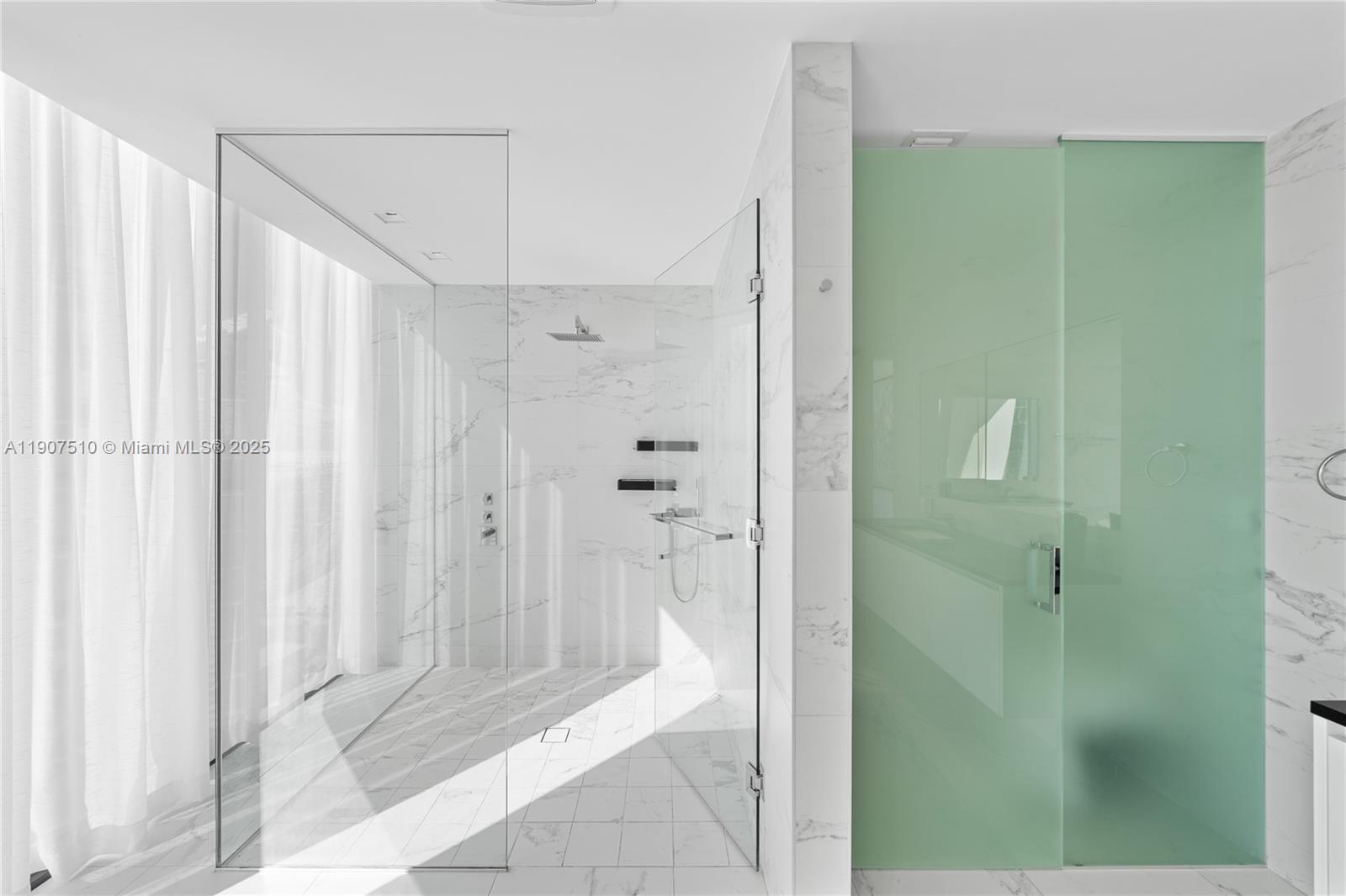 1000 Museum - Residential