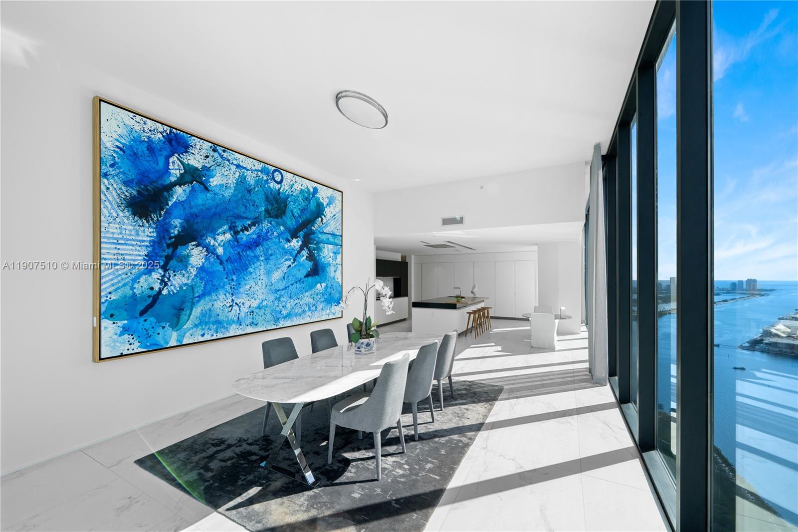 1000 Museum - Residential