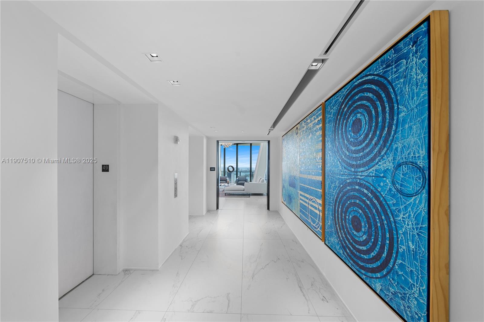 1000 Museum - Residential