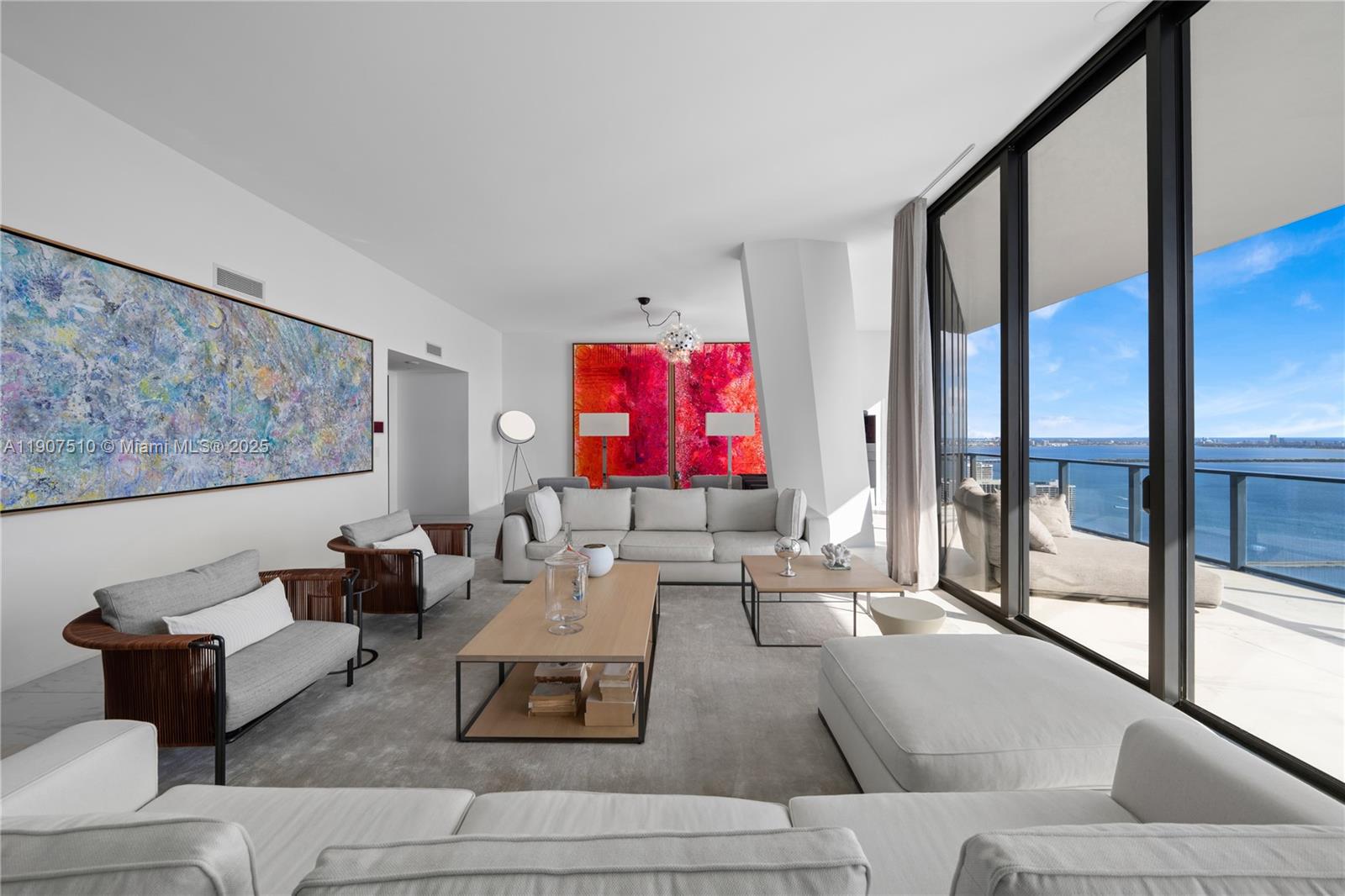 1000 Museum - Residential