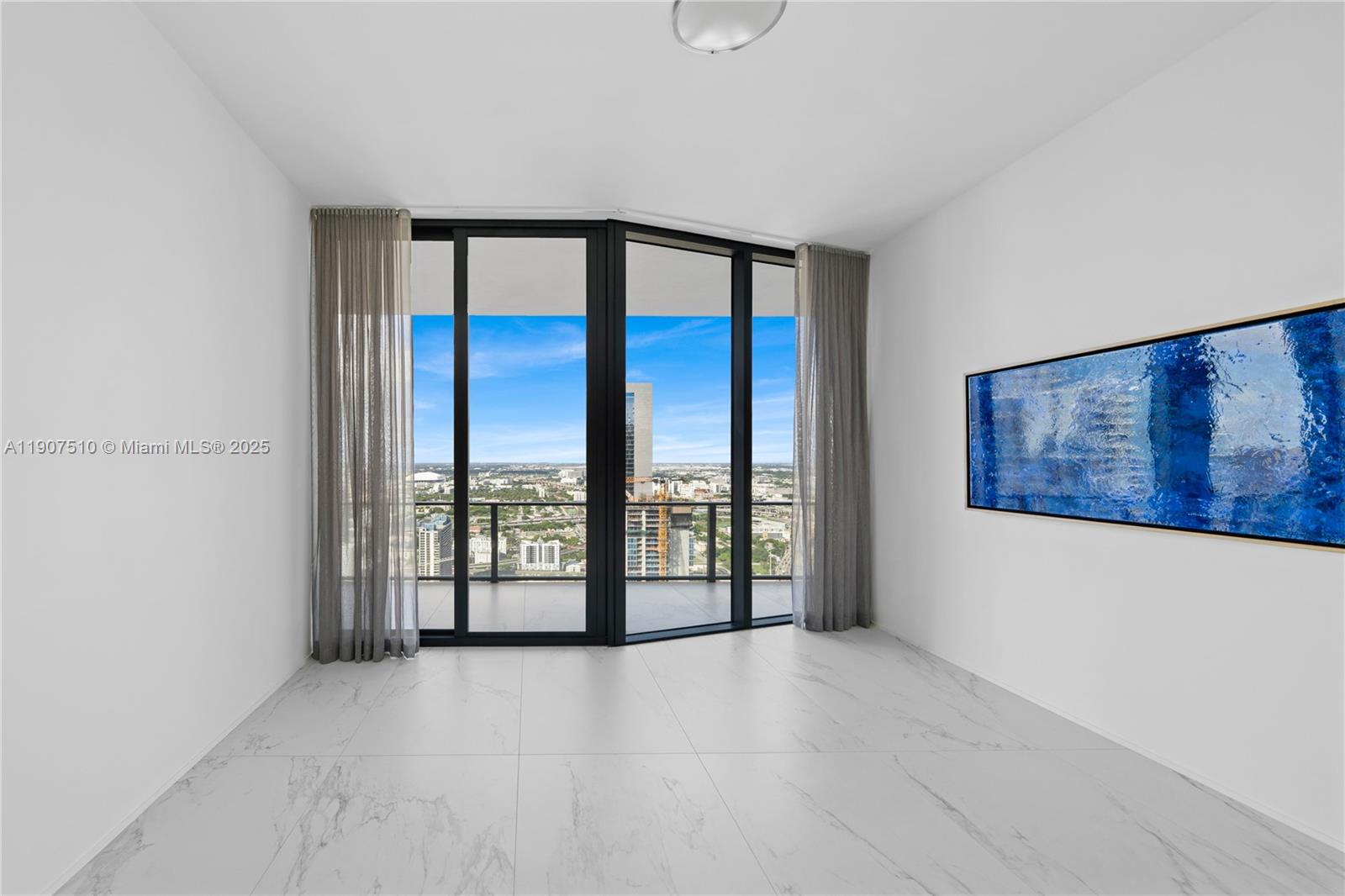 1000 Museum - Residential