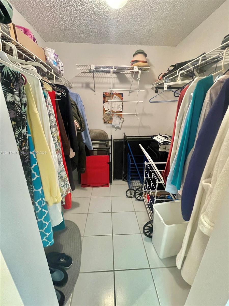 CYPRESS BEND I-A CONDO - Residential Lease